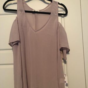 Show me your MuMu cold shoulder top